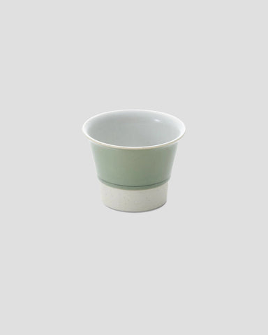 1616 / Arita Japan Manz Hōjicha Tasse Real Celadon - Design Richard Manz