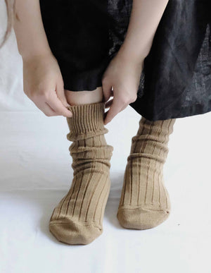 Japanische Socken aus gerippter Ägyptischer Baumwolle Café au Lait